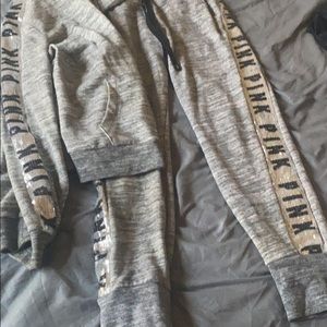 Women's love pink jogger set